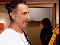 Zappa (Alex Winter)